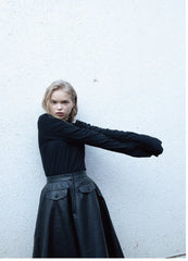 Cotton Shirt with Structured Long Sleeves and Tailored Fit