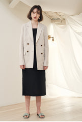 Double-Breasted Women's Linen Blazer with Structured Fit and Notch Lapel Tailoring