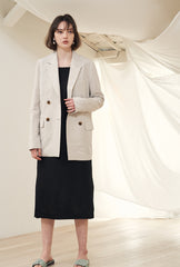 Double-Breasted Women's Linen Blazer with Structured Fit and Notch Lapel Tailoring