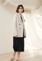 Double-Breasted Women's Linen Blazer with Structured Fit and Notch Lapel Tailoring