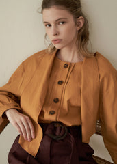 Soft Linen Blouse With Neck Tie Detail And Structured Cuffs – Lightweight Elegant Design