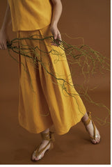 Wide Leg Linen Pants With Relaxed Fit And Cropped Length