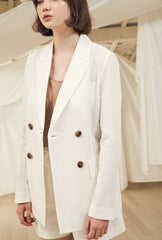 Double-Breasted Women's Linen Blazer with Peak Lapel and Tailored Lightweight Structure