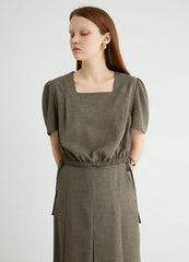 High-Waisted Linen Midi Skirt with Front Pleat and Back Elastic Detail for Elegant Movement