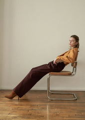 High-Waisted Wide-Leg Linen Pants with Belted Waist and Tailored Pleats for Modern Elegance