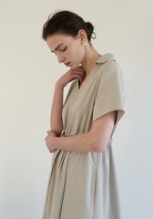 Linen Midi Dress with V-Neckline, Gathered Waist Detail, and Short Relaxed Sleeves