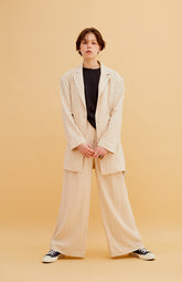 Tailored Oversized Linen Blazer With Relaxed Fit and Structured Silhouette for Modern Style