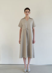 Linen Midi Dress with V-Neckline, Gathered Waist Detail, and Short Relaxed Sleeves