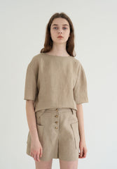 High-Waisted Tailored Linen Shorts with Patch Pockets and Button Front Closure