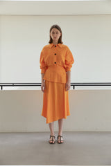 Balloon Sleeve Linen Blouse with Oversized Collar and Front Button Detail for Elegant Styling