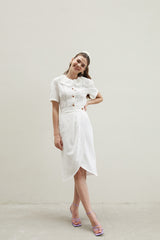 Linen Eyelet Blouse with Scalloped Collar and Puff Sleeves – Button-Down Feminine Design