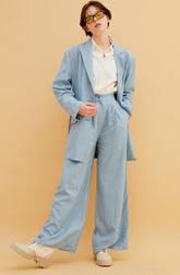 Oversized Tailored Linen Blazer for Women with Notch Lapels and Lightweight Breathable Fabric