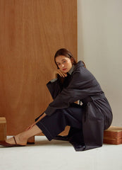 Structured Linen Blazer Coat for Women with Waist Belt and Oversized Fit – Button-Up Outerwear