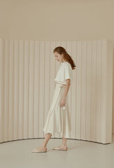 Flared Hem Linen Midi Skirt with Side Tie Detail and High Waist Silhouette