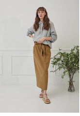 High-Waisted Linen Midi Skirt with Front Slit and Clean Seams for Effortless Elegance