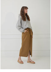 High-Waisted Linen Midi Skirt with Front Slit and Clean Seams for Effortless Elegance