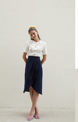 Linen Eyelet Blouse with Scalloped Collar and Puff Sleeves – Button-Down Feminine Design