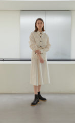 Tailored Long-Sleeve Linen Blouse With Oversized Pockets And Structured Collar Design