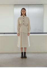 Tailored Long-Sleeve Linen Blouse With Oversized Pockets And Structured Collar Design
