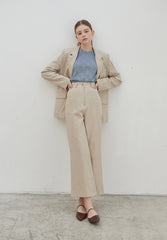 High-Waisted Wide-Leg Linen Pants for Women with Tailored Fit and Front Pleat Detailing