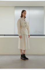 Tailored Long-Sleeve Linen Blouse With Oversized Pockets And Structured Collar Design