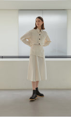 Tailored Long-Sleeve Linen Blouse With Oversized Pockets And Structured Collar Design