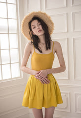 High-Waisted Linen Mini Skirt with Box Pleats and Flared Hem for Breezy Summer Styling