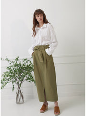 Oversized Linen Shirt with Dropped Shoulders and Button-Down Front for Relaxed Styling
