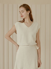 Flowy Linen Midi Skirt with Flared Hem and Side Tie Detail for Effortless Elegant Styling