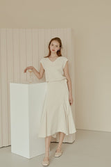 Flowy Linen Midi Skirt with Flared Hem and Side Tie Detail for Effortless Elegant Styling