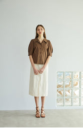 High-Waisted Linen Midi Skirt with Front Pockets and Belt Detail – Tailored Minimalist Style