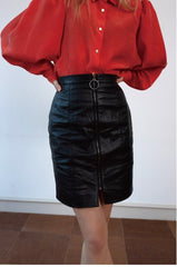 Tailored High-Waisted Zip-Front Leather Skirt with Minimalist Silhouette