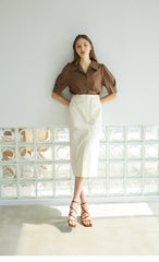 Linen Blouse with Wide Collar and Puff Sleeves – Button-Down Tailored Top for Elegant Styling