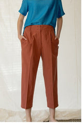 High-Rise Tailored Linen Pants with Side Pockets and Cropped Hem – Lightweight and Breathable