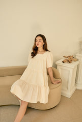 Elegant Tiered Puff Sleeve Linen Dress with Square Neckline and Flowy Silhouette