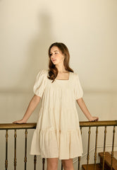 Elegant Tiered Puff Sleeve Linen Dress with Square Neckline and Flowy Silhouette