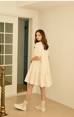 Elegant Tiered Puff Sleeve Linen Dress with Square Neckline and Flowy Silhouette
