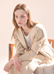 Structured Linen Blazer with Tailored Fit and Double Button Closure for Effortless Sophistication