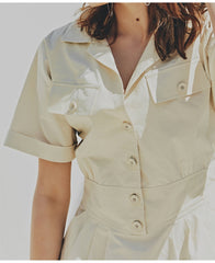 Tailored Linen Shirt Dress with Waist-Cinching Detail and Button-Front Design