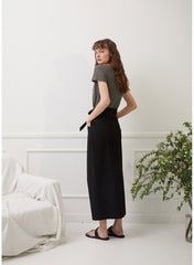 Short-Sleeve Linen Top with Chest Pocket and Crew Neckline for Minimal Everyday Wear