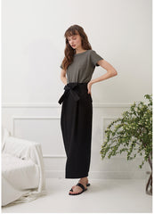 Short-Sleeve Linen Top with Chest Pocket and Crew Neckline for Minimal Everyday Wear