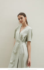 Linen Wrap Midi Dress with V-Neckline and Side Slits – Relaxed Fit Summer Day Dress