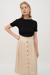 Fitted Cotton Knit Top with Short Sleeves and Crew Neckline for Timeless Everyday Styling