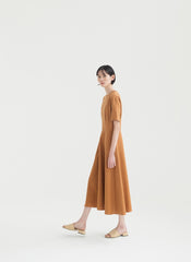 Elegant Midi Dress In Breathable Linen Fabric With Short Sleeves And Flared A-Line Silhouette