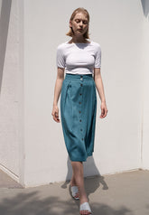 Slim Fit Cotton Knit Top with Scoop Back and Short Sleeves for Effortless Summer Looks