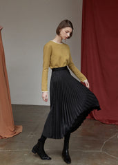 High-Waisted Pleated Silk Midi Skirt for Women with Elastic Waistband – Elegant Evening Bottom
