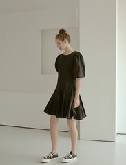 Elegant Puff Sleeve A-Line Dress in Breathable Cotton Poplin Fabric with Flowy Skirt Design