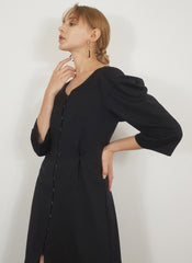 V-Neck Linen Midi Dress with 3/4 Sleeves and Button-Down Front for an Elegant, Feminine Silhouette