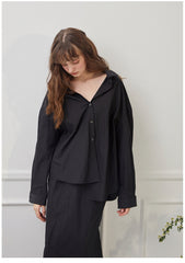 Relaxed-Fit Linen Shirt With Spread Collar and Button Front Closure