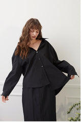 Relaxed-Fit Linen Shirt With Spread Collar and Button Front Closure